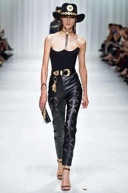 collezione primavera estate 2013 versace|First Look: Versace Spring/Summer 2013 .